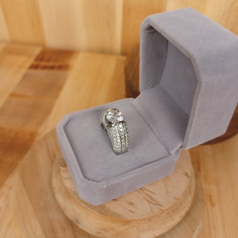 Vintage Sterling Silver Faux Diamond Statement Ring, Sz 6.75 - Picture 6 of 11